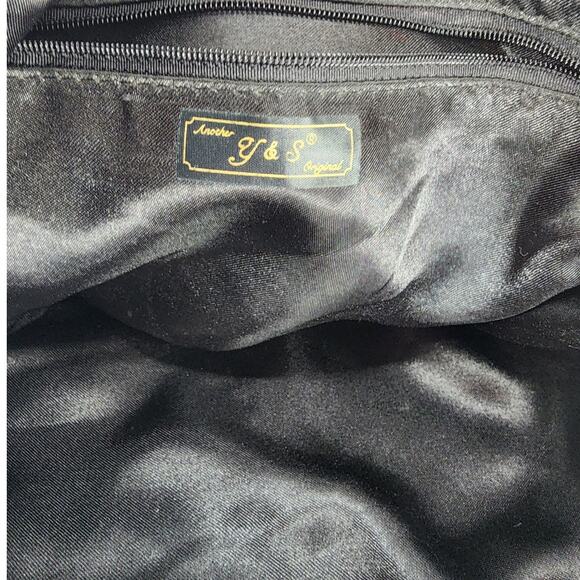 Black and Iridescent Beaded Floral Shoulder Bag - Picture 6 of 10